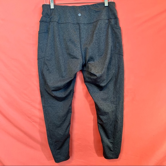 AVIA Women’s gray L workout legging - Picture 5 of 6